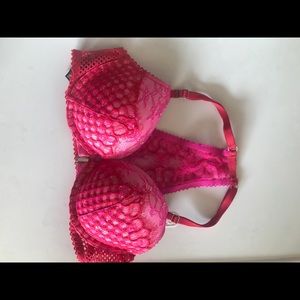 Lace and mesh push up bra